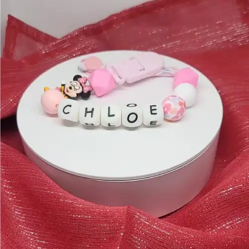 Accroche tétine sur commande